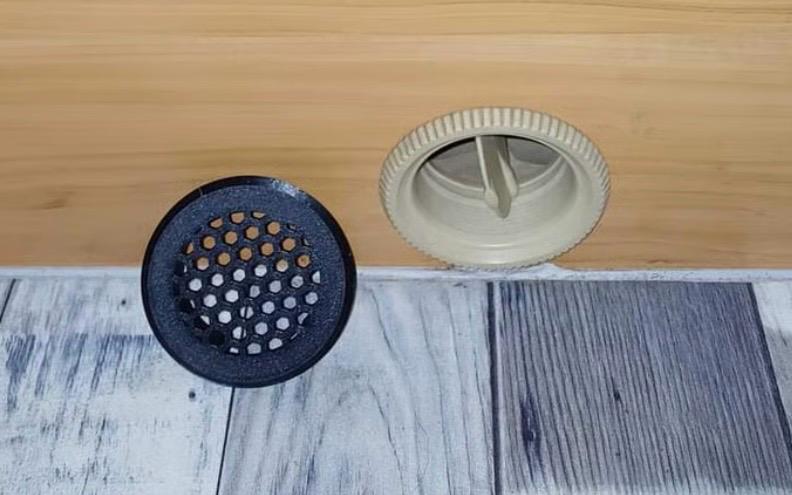 Gitterabdeckung Truma Auslassdüse