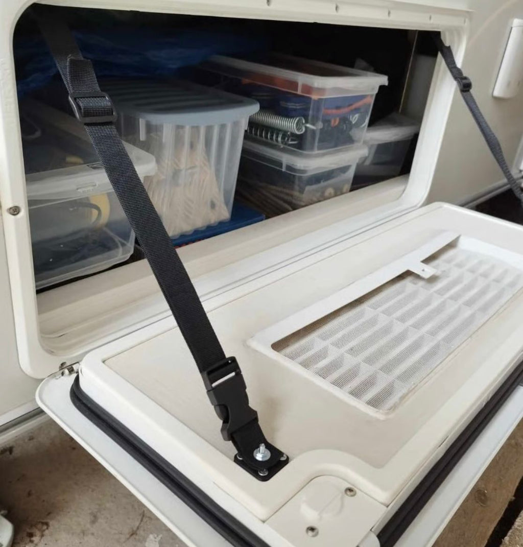 Halteplatte für die Seitenklappe