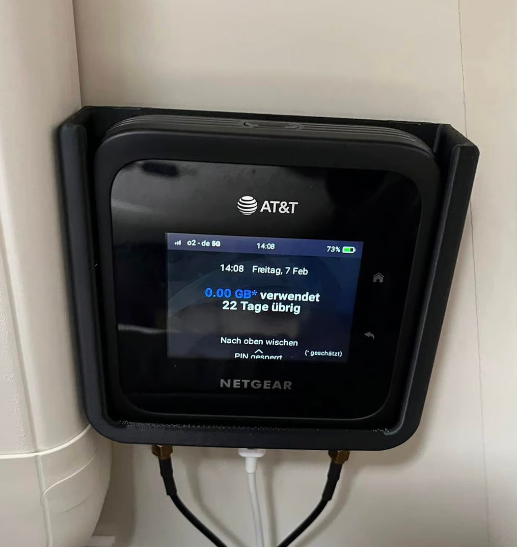 Netgear M6 PRO Halterung