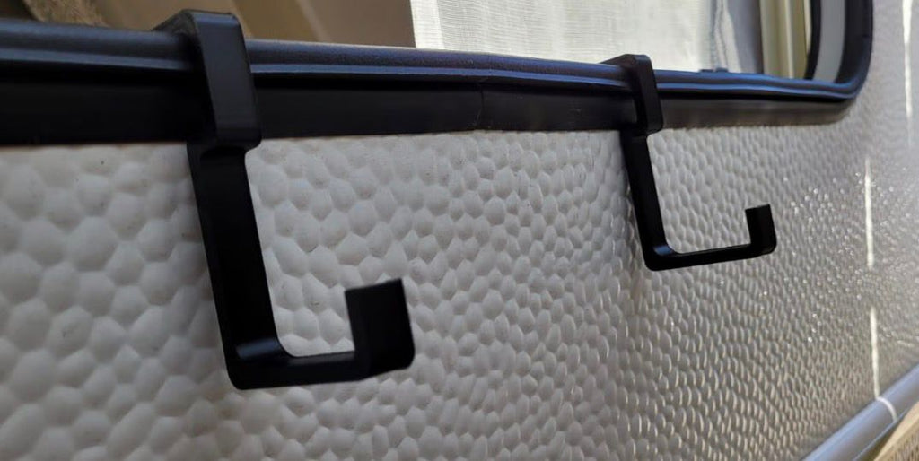 Fensterhaken
