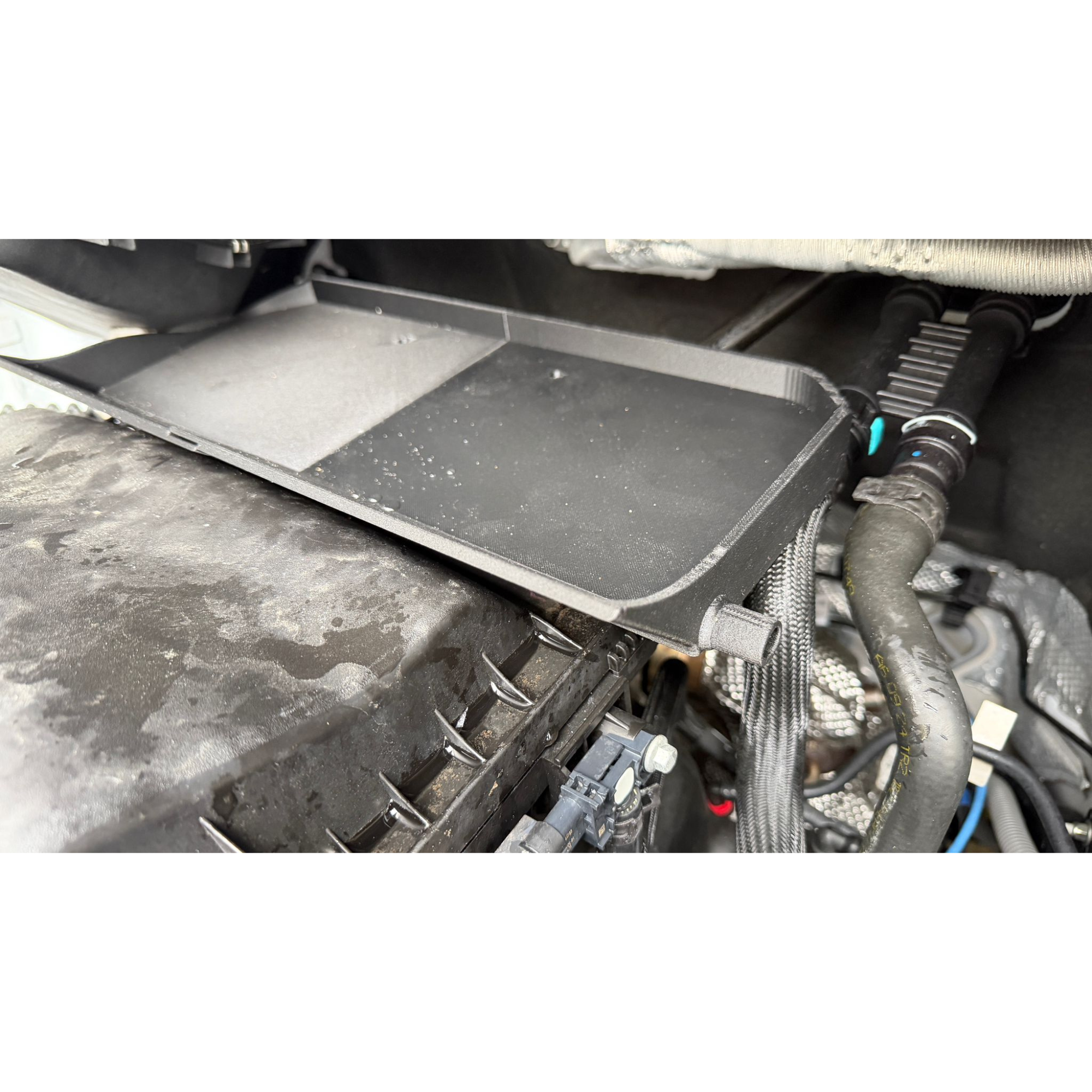 eingebaute Auffangwanne Ford Transit