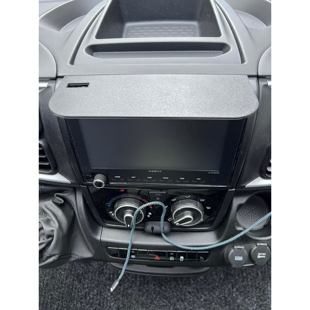 Radioblende für Xzent X-F270 im Detail
